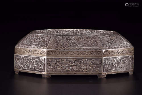 SILVER CARVING 8-EDGE HOLDING BOX