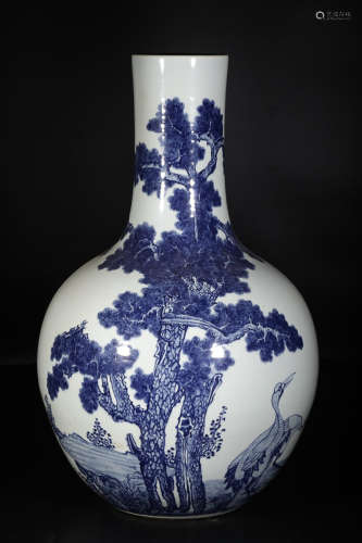 BLUE WHITE GLOBULAR VASE