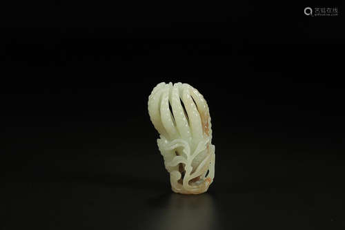 HETIAN JADE BUDDHA HAND ORNAMENT