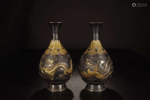 PAIR OF SILVER OKHO SPRING BOTTLE