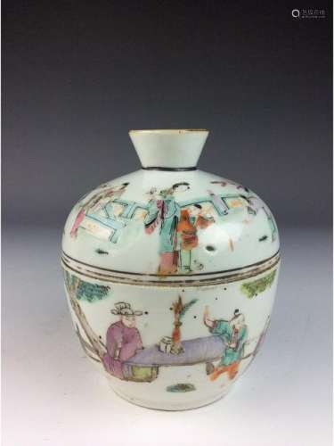 Fine Chinese porcelain pot with cover, famille rose