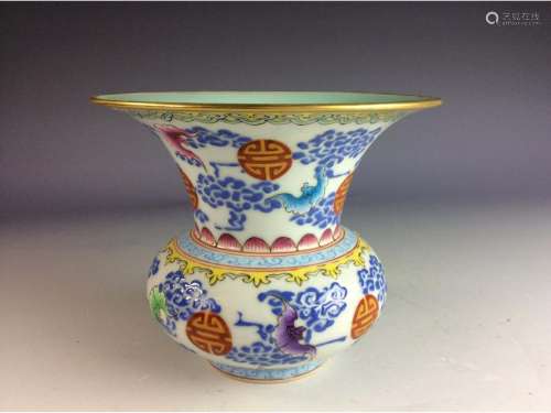 Chinese famille rose wide-mouth pot with bat and