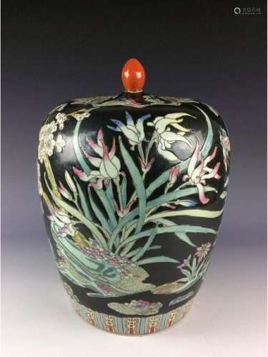 Vintage Chinese porcelain jar, black ground with Wucai
