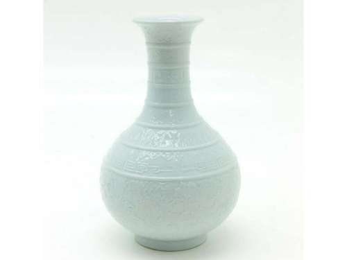 Fine Chinese celadon / light blue vase, six-character