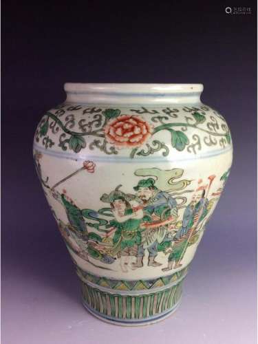 Vintage Chinese porcelain jar, Wucai, decoraed and