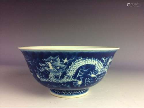 Chinese B/W bowl  with clouds and dragon mark on base.