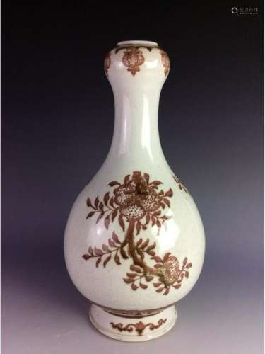 18C Vintage Qing period Chinese porcelain vase,