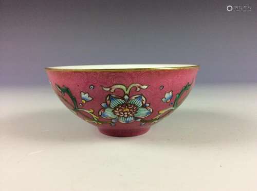 Chinese bowl rouge glaze with sgraffito pattern and