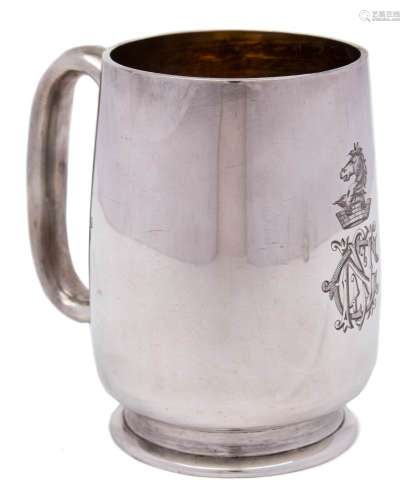 A Victorian silver mug, maker William Evans, London, 1879: crested and initialled,