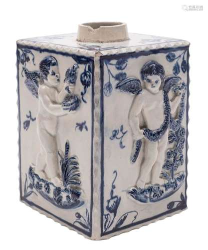 A Bovey Tracey blue and white pearlware tea canister: of square section,