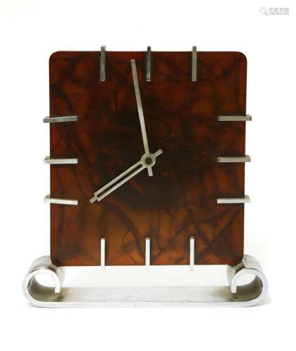 An Art Deco chrome and phenolic Bakelite desk clock,