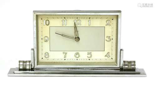 An Art Deco chrome desk clock,