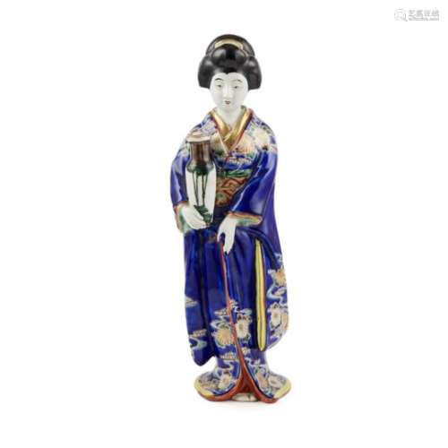 JAPANESE KUTANI PORCELAIN FIGURE OF A BIJIN MEIJI PERIOD wearing a fine blue ground kimono and