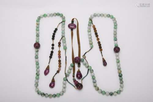 Chinese A Set Of Qing Dynasty Hard Jade Pearls