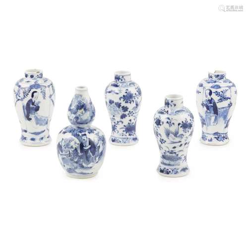COLLECTION OF FIVE BLUE AND WHITE JARS KANGXI MARK
comprisingtwoidentical small baluster jars,