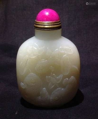 Qing Dynasty Carved White Jade Snuff Bottle
