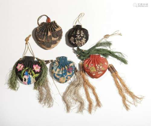 A SET OF CHINESE EMBROIDERED SILK POUCHES