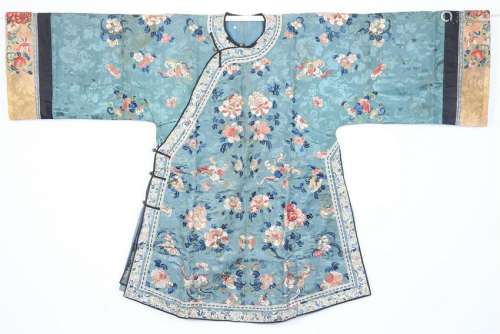 A TURQUOISE-GROUND CHINESE EMBROIDERED SILK FLOWER ROBE