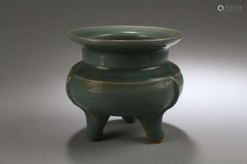 Chinese Enamel Tripod Censer