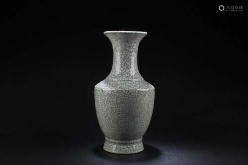 Chinese Enamel Glazed Vase