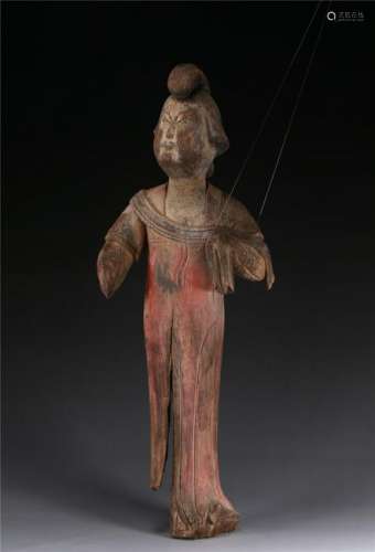 A CHINESE BOXWOOD FIGURE OF LADY