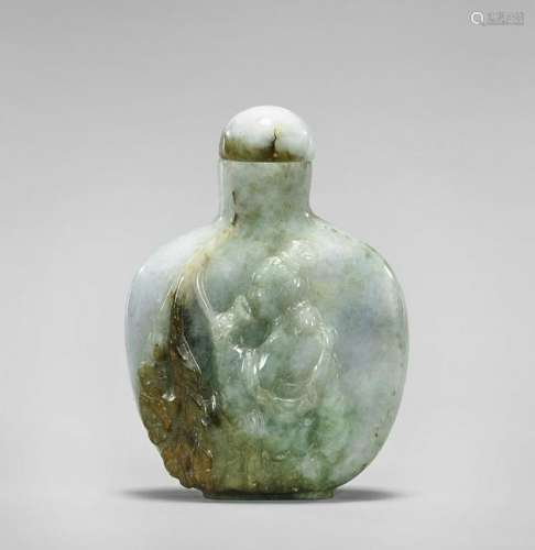 CARVED JADEITE SNUFF BOTTLE