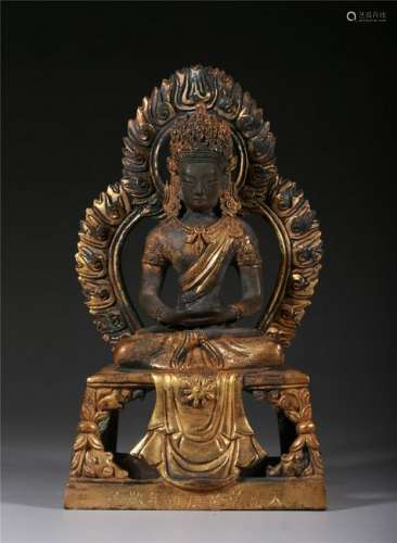 A CHINESE GILT-BRONZE FIGURE OF AMITAYUS