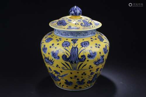 Chinese Porcelain Vase