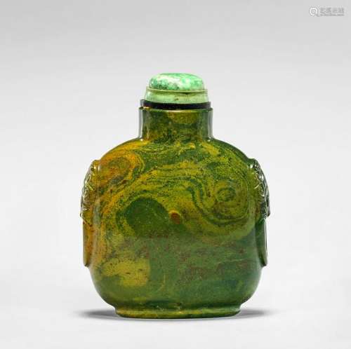 ANTIQUE GREEN & TAN JASPER SNUFF BOTTLE