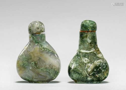 TWO OLD PEAR-SHAPE AGATE SNUFF BOTTLES
