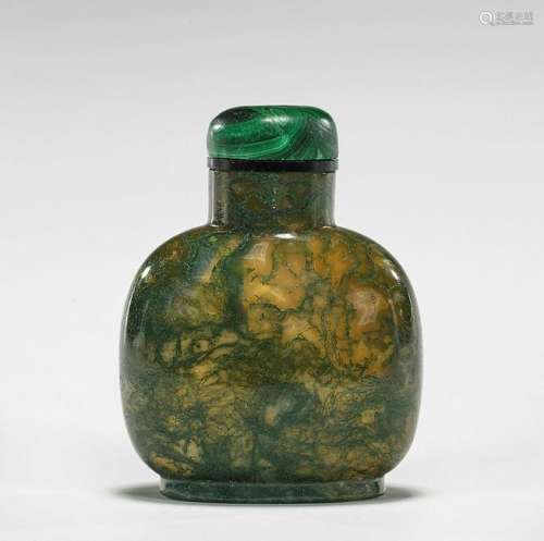 FINELY HOLLOWED ANTIQUE MOSS AGATE SNUFF BOTTLE