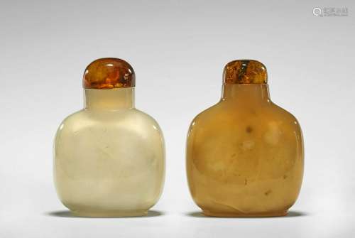 TWO FINE AND LARGE ANTIQUE AGATE SNUFF BOTTLES