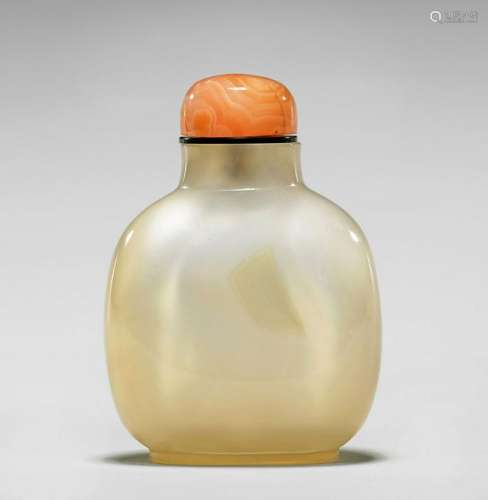 ANTIQUE WHITE AGATE SNUFF BOTTLE