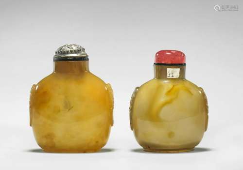 TWO ANTIQUE HONEY AGATE SNUFF BOTTLES