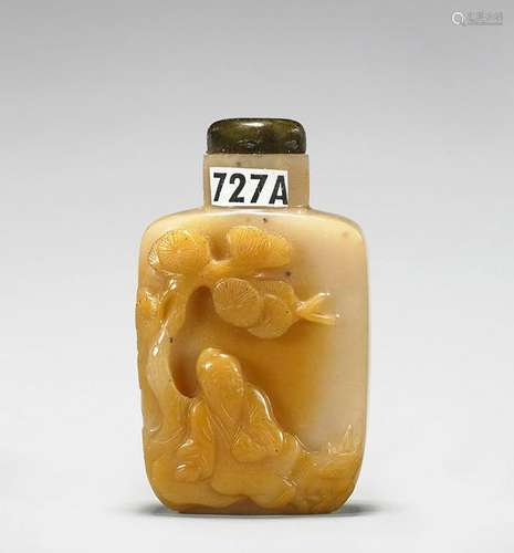 ANTIQUE CAMEO AGATE SNUFF BOTTLE