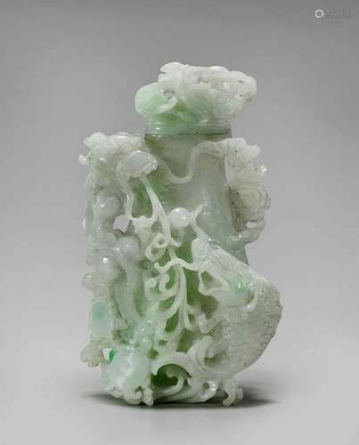 CHINESE CARVED JADEITE VASE