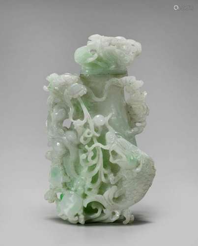 CHINESE CARVED JADEITE VASE