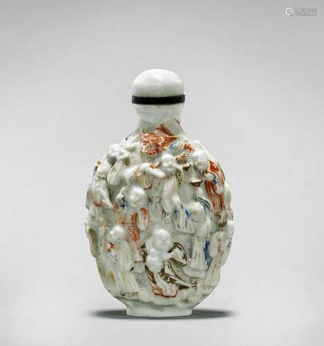 OLD MOLDED & ENAMELED PORCELAIN SNUFF BOTTLE: Eighteen