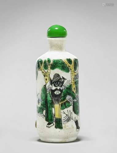 ANTIQUE FAMILLE VERTE BISQUE PORCELAIN SNUFF BOTTLE