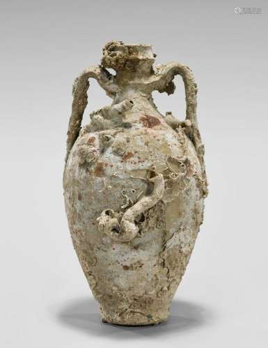 ANCIENT ROMAN SHIPWRECK AMPHORA