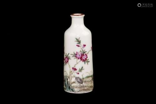 ENAMEL PORCELAIN SNUFF BOTTLE