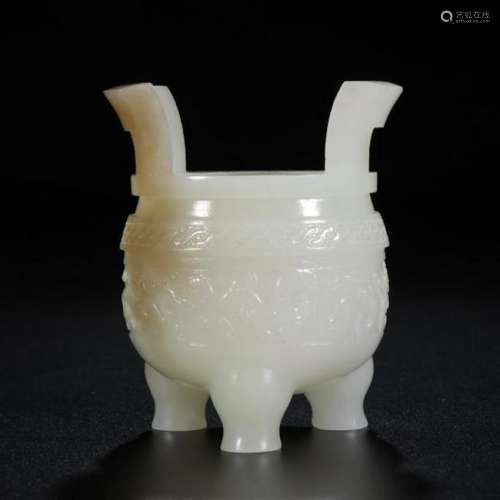 CHINESE WHITE JADE TRIPOD CENSER