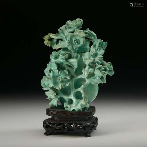 CHINESE TURQUOISE BOULDER CARVED FLOWER
