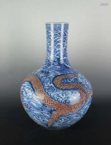 CHINESE BLUE WHITE IRON RED UNDERGLAZE VASE