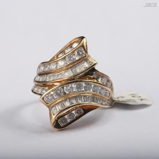 diamond on gold ring