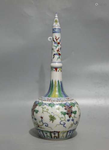 CHINESE DOUCAI LONG NECK VASE