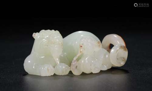 CHINESE WHITE JADE CARVED FOOLION GROUP
