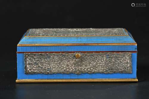 CHINESE JEWELRY BOX WITH SILVER PLAQUE, QING DYNAS