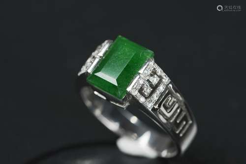 JADEITE ON WHITE GOLD RING