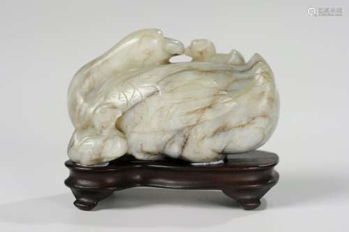 CHINESE WHITE JADE GOOSE WITH STAND, MING DYNASTY